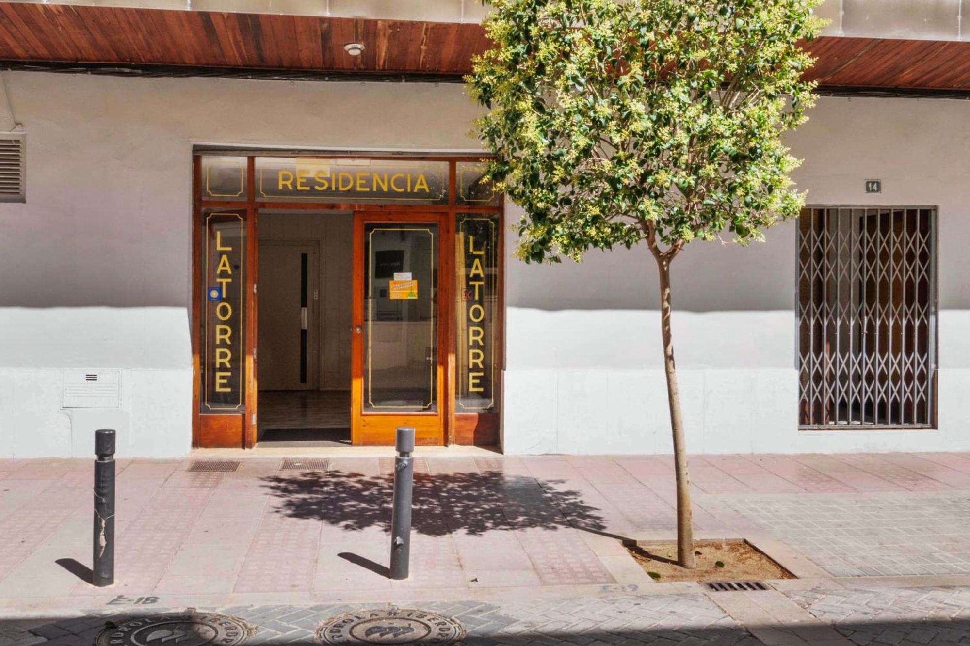 Hostal La Torre Benicàssim Εξωτερικό φωτογραφία