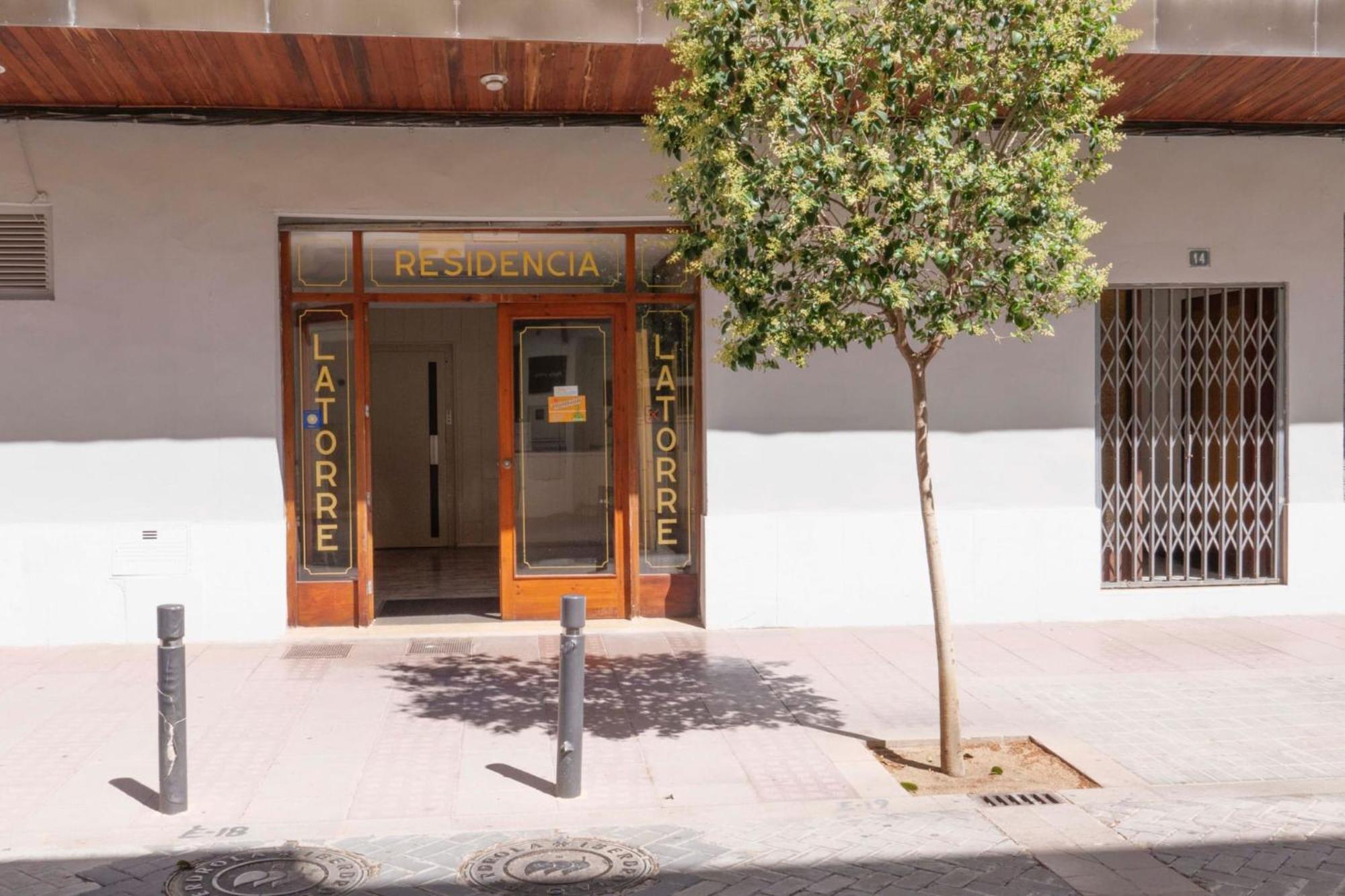 Hostal La Torre Benicàssim Εξωτερικό φωτογραφία